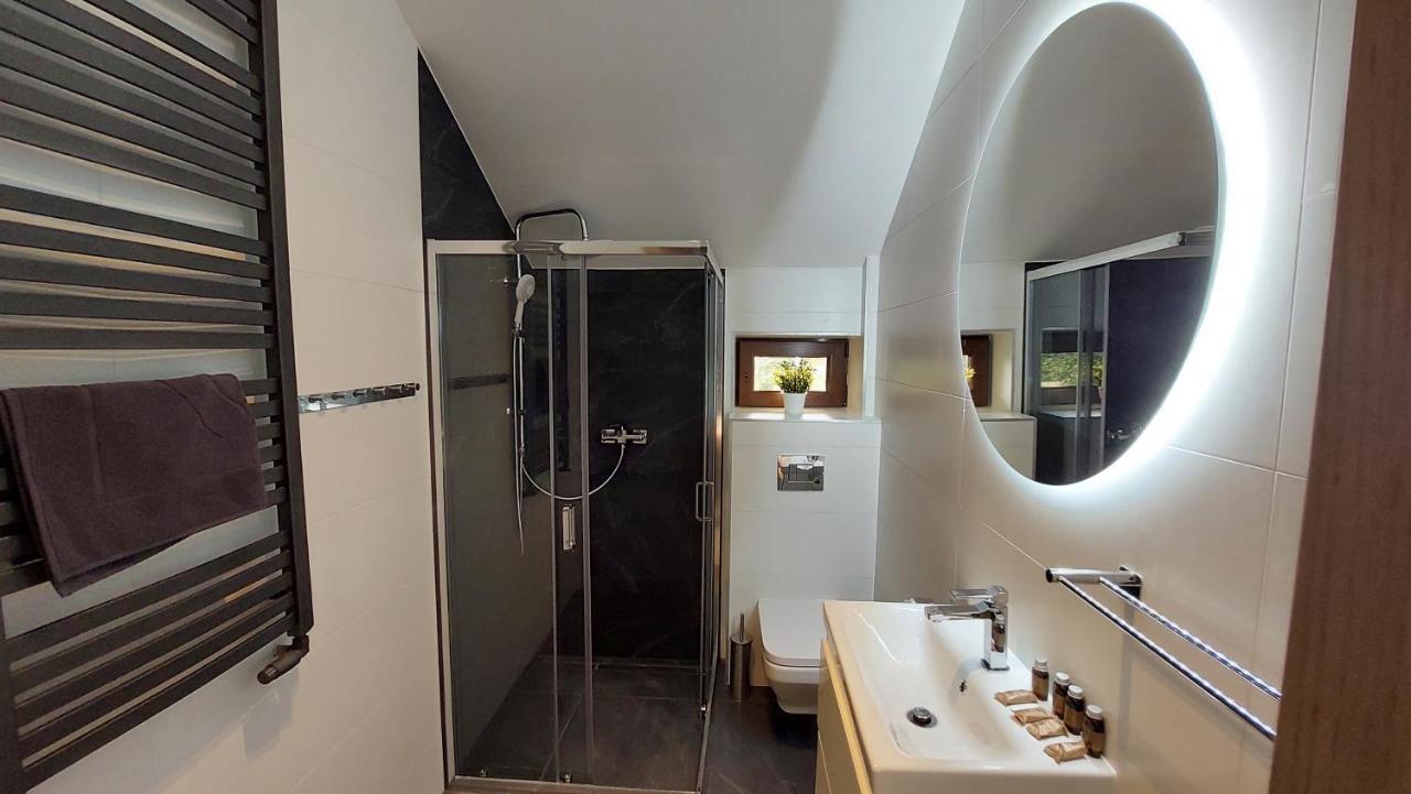 Apartamenty Starowiejska 39, Ryczow - 10Km Od Zator Energylandia Eksteriør billede